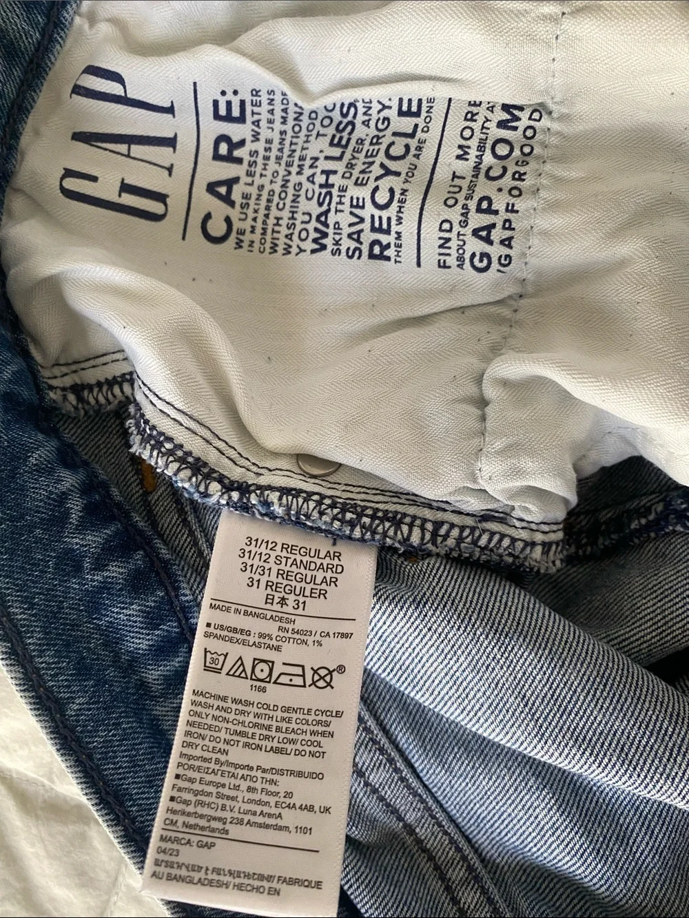 GAP Light Blue Denim '90s Loose Mid Rise Jeans